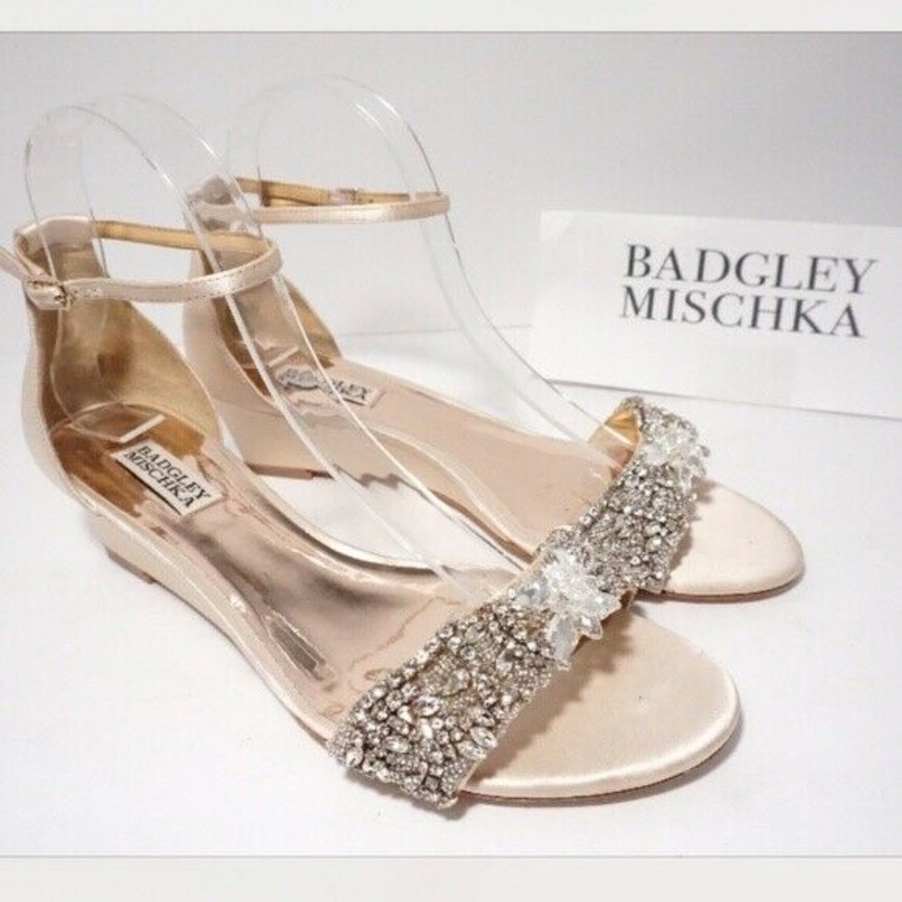🆕Badgley Mischka EMBELLISHED Floral Wedge Sandal - Picture 2 of 8